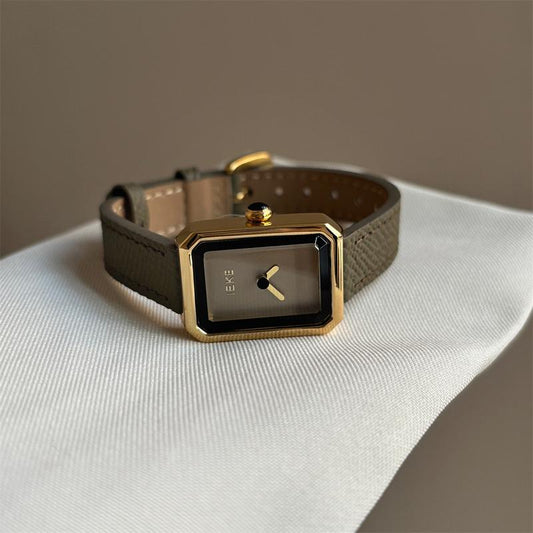 A Cross-Border Hot-Selling Retro Belt Watch for Women, Ins Style Retro Niche Light Luxury Quartz Watch