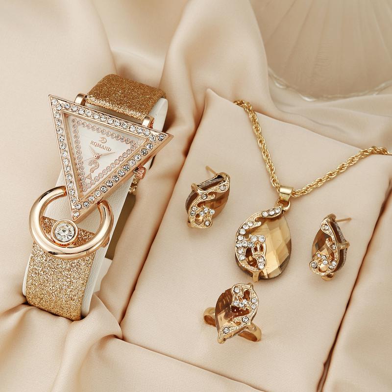 2025 New Inverted Triangle Diamond-Encrusted Matte Leather Women's Quartz Watch Casual Simple Unique Peacock Jewelry Set